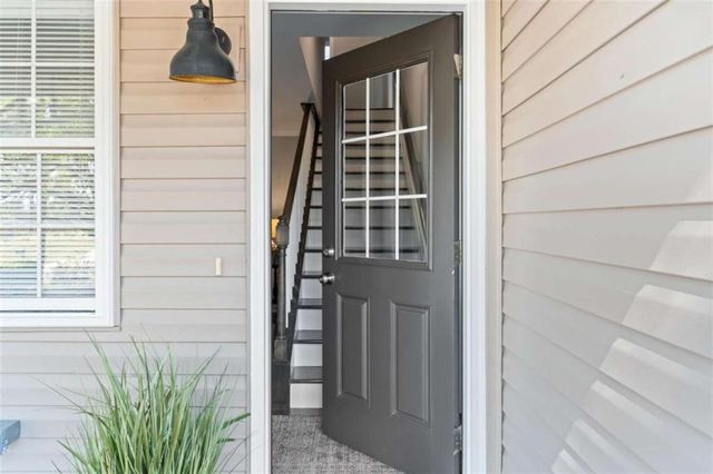 155 Bear Run Court, Chattahoochee Hills, GA 30268