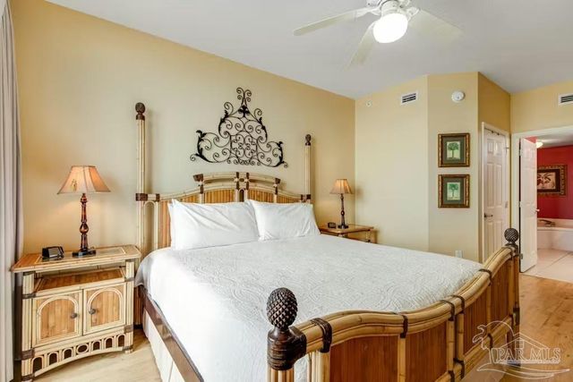 8573 Gulf Blvd 501, Navarre, FL 32566