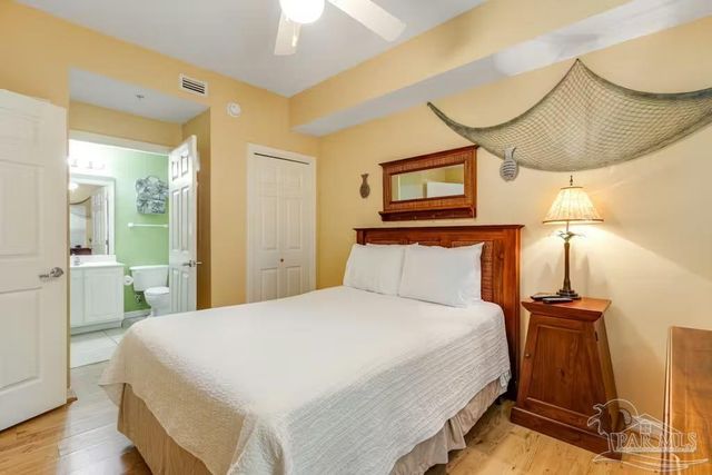 8573 Gulf Blvd 501, Navarre, FL 32566