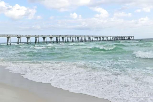 8573 Gulf Blvd 501, Navarre, FL 32566