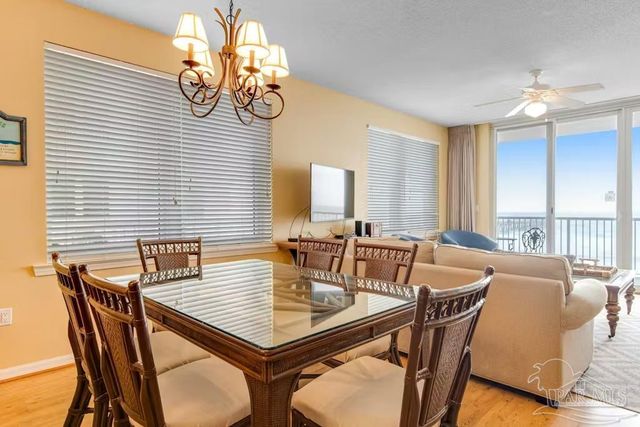 8573 Gulf Blvd 501, Navarre, FL 32566