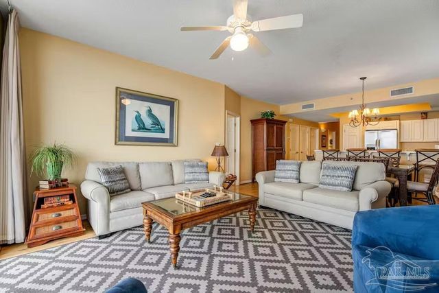 8573 Gulf Blvd 501, Navarre, FL 32566