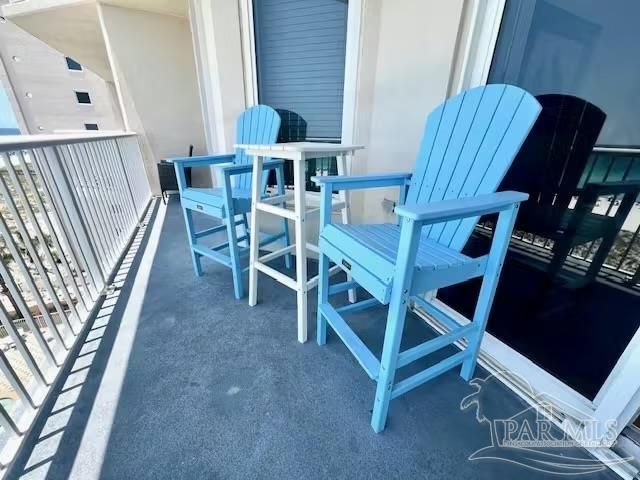 8573 Gulf Blvd 501, Navarre, FL 32566