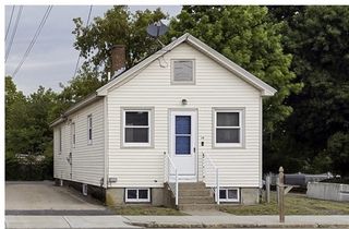 14 Hartford Ave 3, Uxbridge, MA 01569