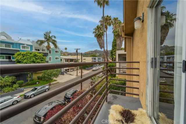 1416 N Vista, Los Angeles, CA 90046
