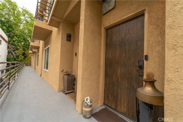 1416 N Vista, Los Angeles, CA 90046