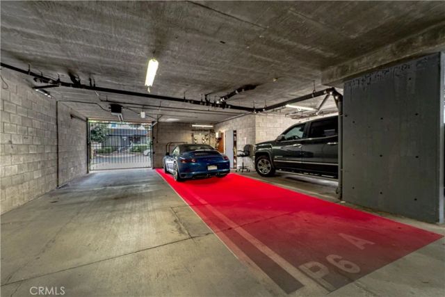 1416 N Vista, Los Angeles, CA 90046