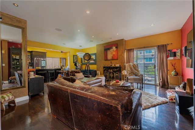 1416 N Vista, Los Angeles, CA 90046