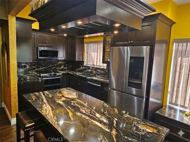1416 N Vista, Los Angeles, CA 90046