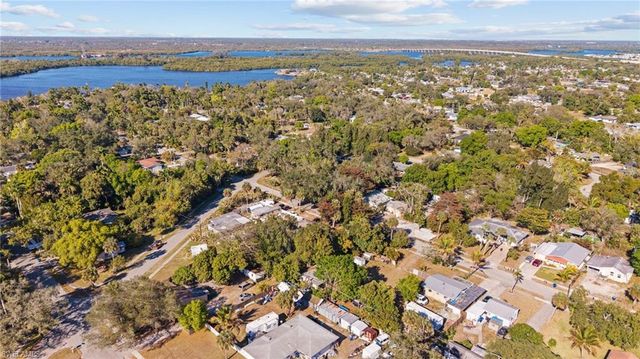 260 Delray AVE, Fort Myers, FL 33905