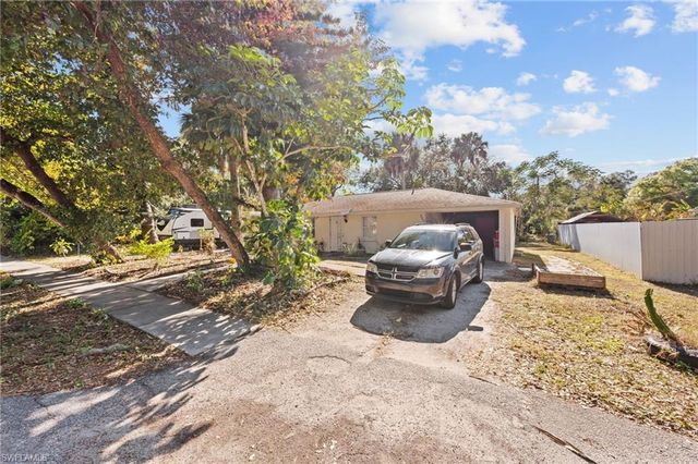 260 Delray AVE, Fort Myers, FL 33905