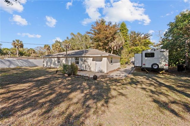 260 Delray AVE, Fort Myers, FL 33905