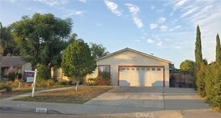 1028 W Woodcrest Street, Bloomington, CA 92316