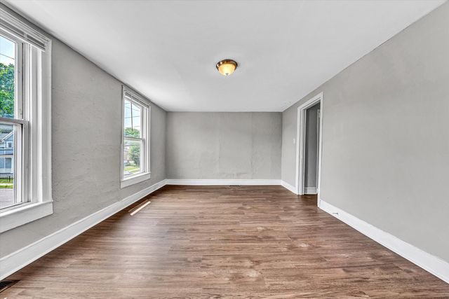 1002 Stewart AVE, Roanoke, VA 24013