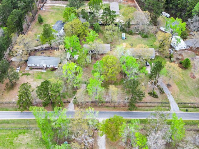 809 Coral Acres Drive, Moncks Corner, SC 29461