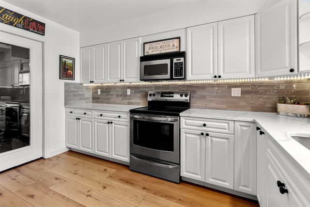 2029 Weiskopf Court, Richland, WA 99352