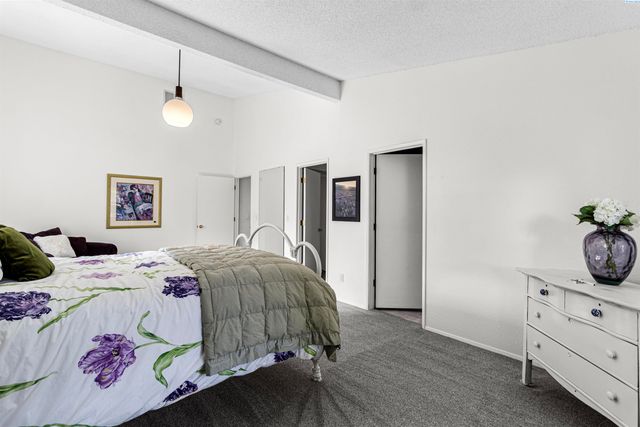 2029 Weiskopf Court, Richland, WA 99352