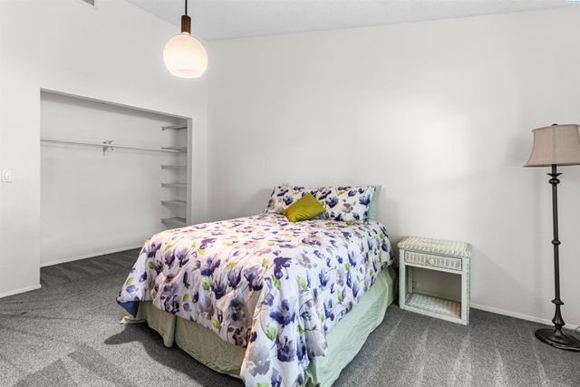 2029 Weiskopf Court, Richland, WA 99352