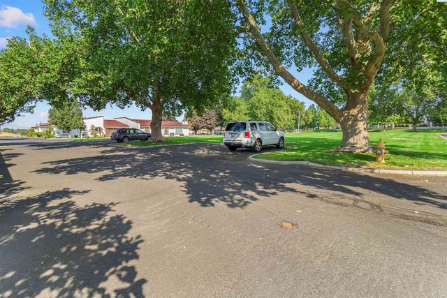 2029 Weiskopf Court, Richland, WA 99352