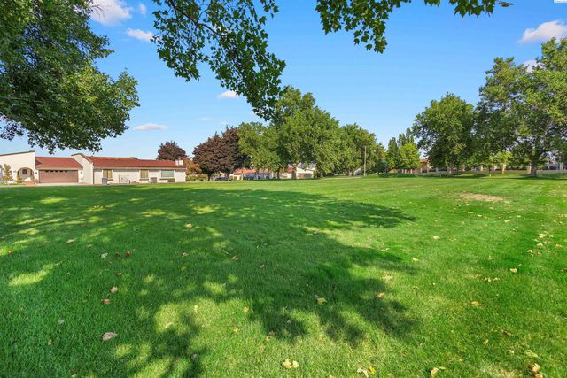 2029 Weiskopf Court, Richland, WA 99352