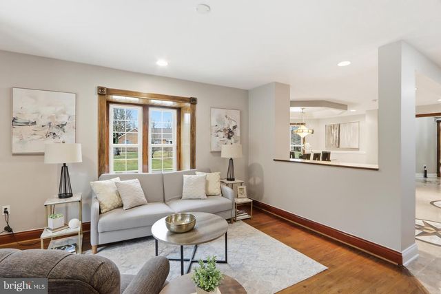 2704 MARTELLO DR, Silver Spring, MD 20904