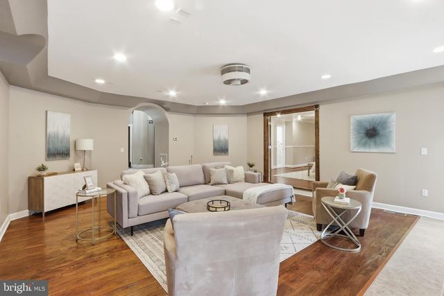 2704 MARTELLO DR, Silver Spring, MD 20904