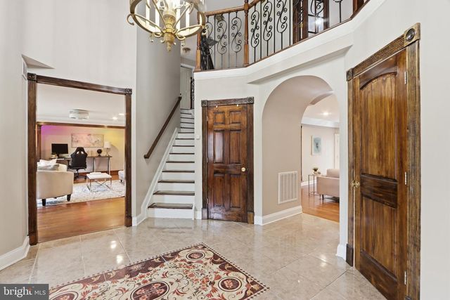 2704 MARTELLO DR, Silver Spring, MD 20904