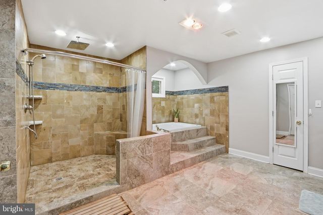 2704 MARTELLO DR, Silver Spring, MD 20904