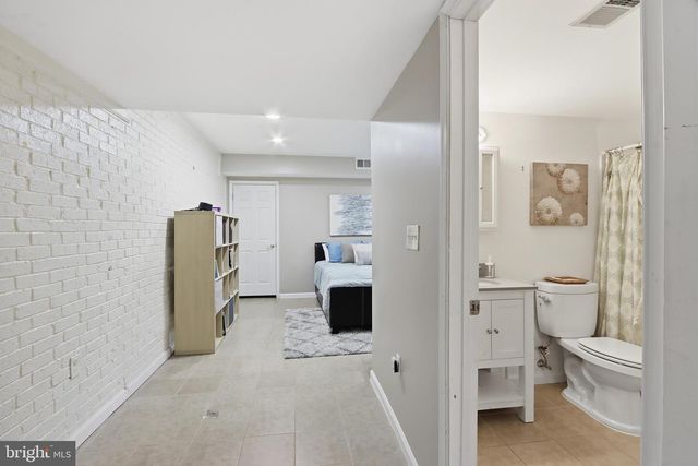 2704 MARTELLO DR, Silver Spring, MD 20904