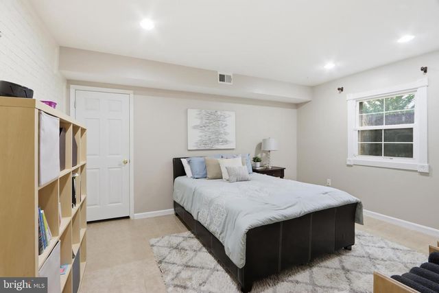 2704 MARTELLO DR, Silver Spring, MD 20904