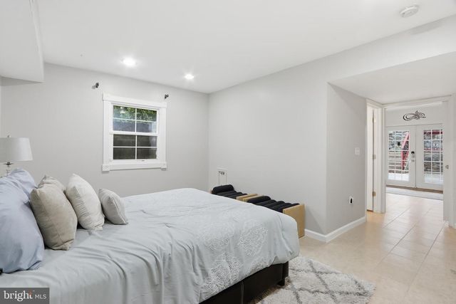 2704 MARTELLO DR, Silver Spring, MD 20904