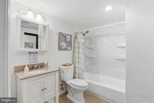 2704 MARTELLO DR, Silver Spring, MD 20904