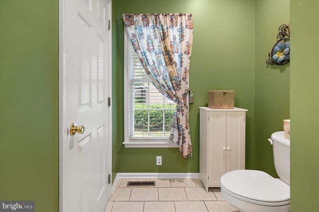 509 DOGWOOD DR, Salisbury, MD 21801