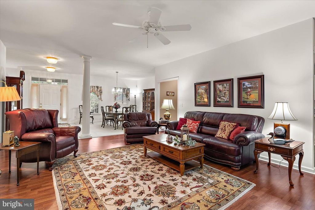 Image 12 of property listing at 509 DOGWOOD DR, Salisbury, MD 21801