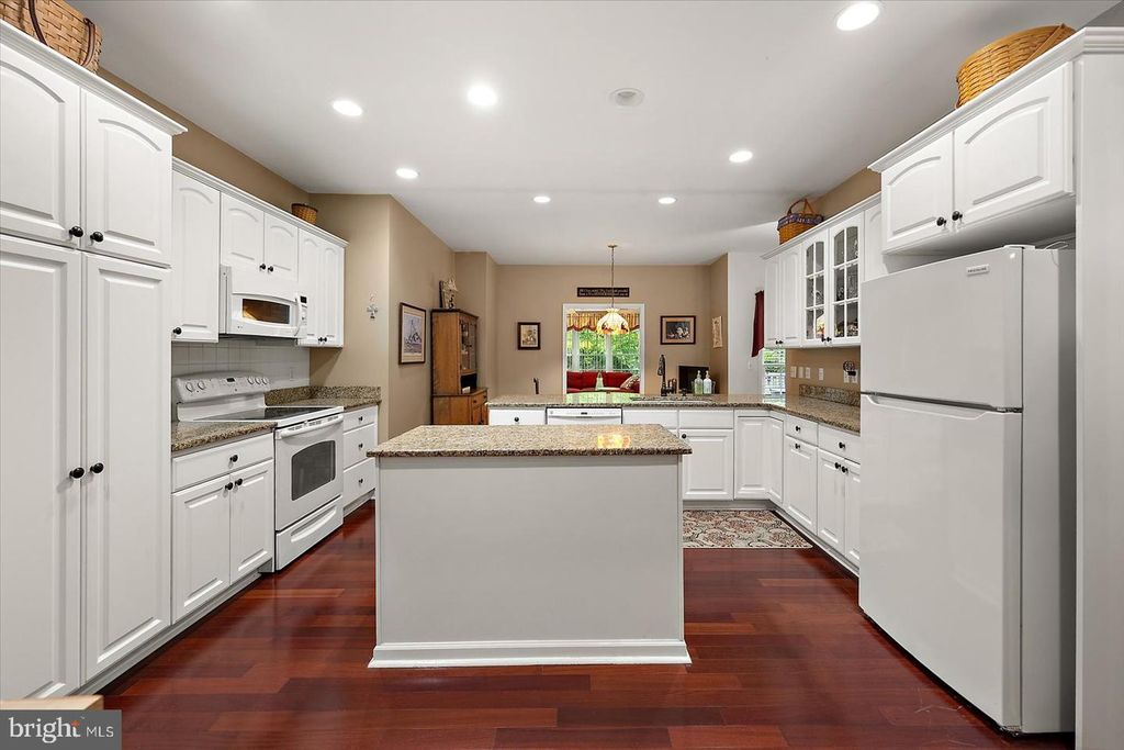 Image 24 of property listing at 509 DOGWOOD DR, Salisbury, MD 21801