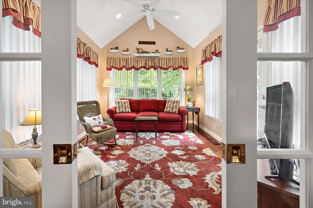 Image 32 of property listing at 509 DOGWOOD DR, Salisbury, MD 21801