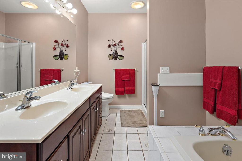 Image 42 of property listing at 509 DOGWOOD DR, Salisbury, MD 21801