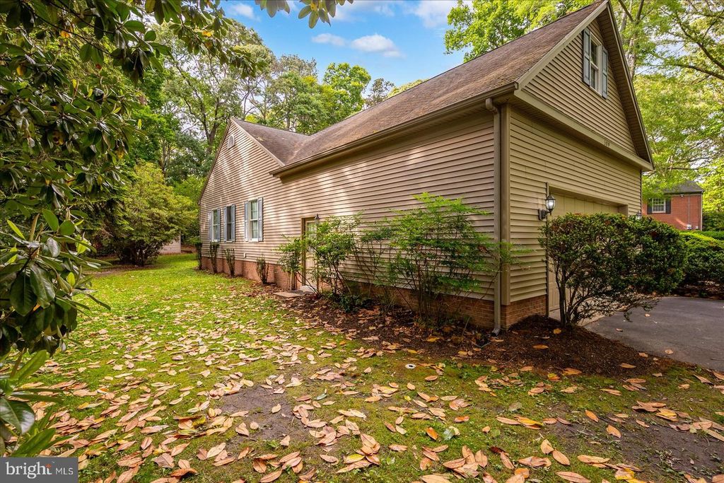 Image 70 of property listing at 509 DOGWOOD DR, Salisbury, MD 21801