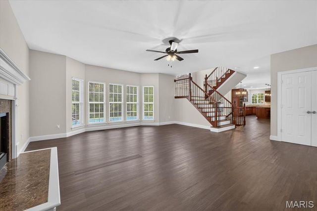 20 Creek Pass Court, St Charles, MO 63304