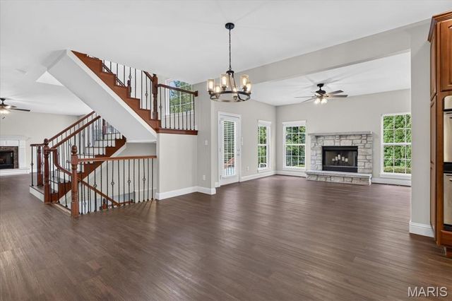 20 Creek Pass Court, St Charles, MO 63304