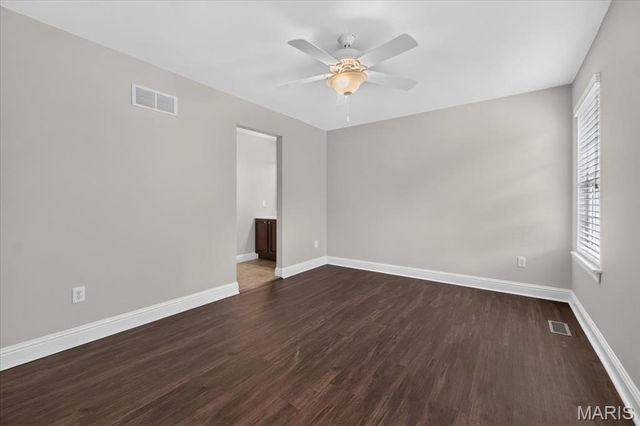 20 Creek Pass Court, St Charles, MO 63304