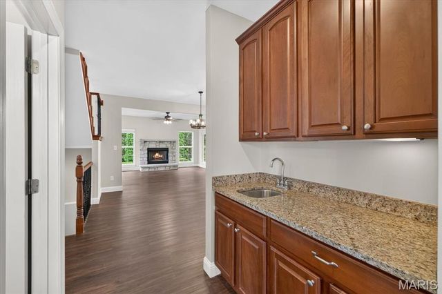20 Creek Pass Court, St Charles, MO 63304