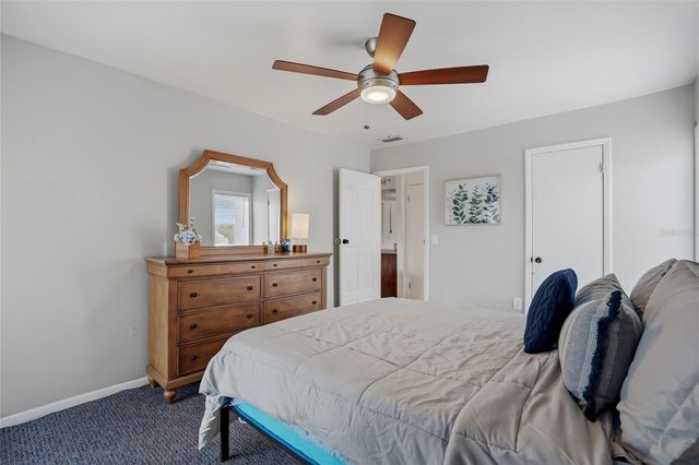 8602 CHAMPLAIN COURT 90, Tampa, FL 33614