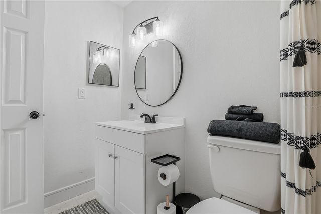 8602 CHAMPLAIN COURT 90, Tampa, FL 33614