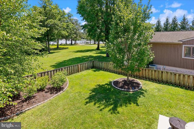 146 HOLLY CIR, Baltimore, MD 21221