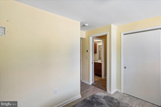146 HOLLY CIR, Baltimore, MD 21221