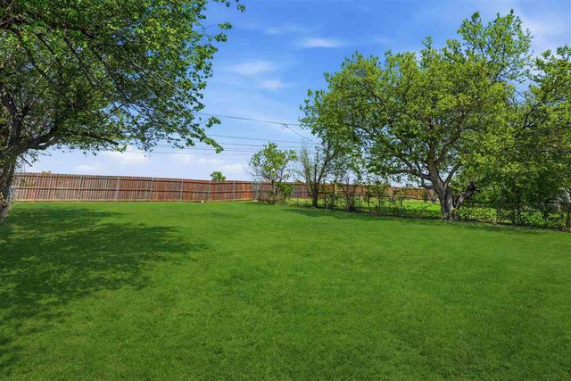 1421 NW Ozmun Ave, Lawton, OK 73507