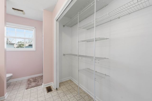 205 Sheridan Cir, Hopkinsville, KY 42240