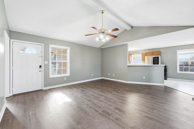 205 Sheridan Cir, Hopkinsville, KY 42240