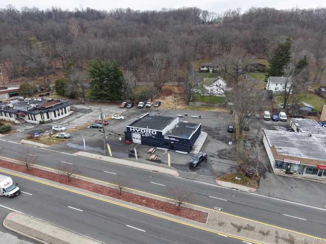 585 Route 303, Blauvelt, NY 10913